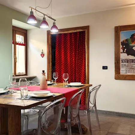 Apartamento Hostdomus - Boiserie Open Space *
