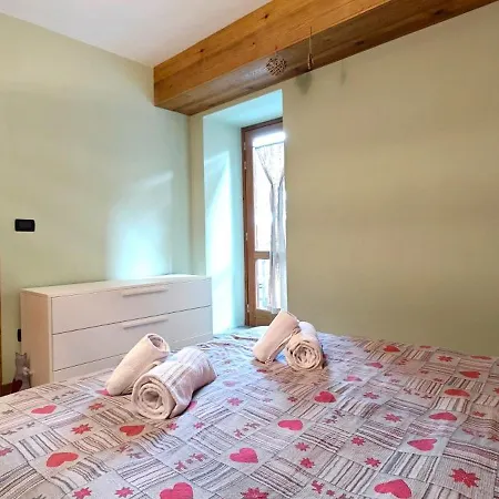 Hostdomus - Boiserie Open Space *