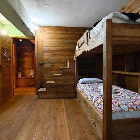 Hostdomus - Boiserie Open Space Apartamento *