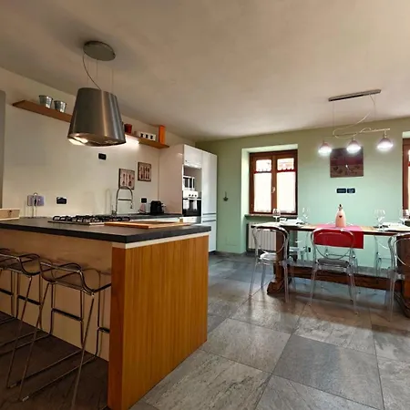 Apartamento Hostdomus - Boiserie Open Space *