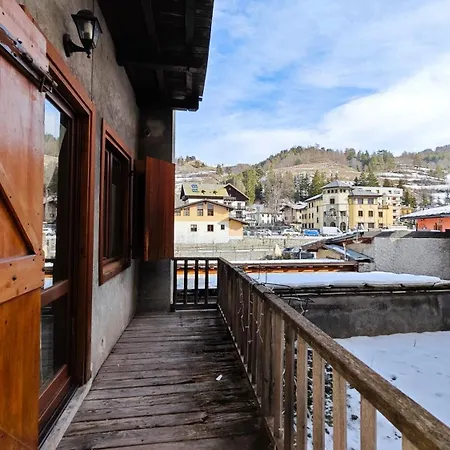 Apartamento Hostdomus - Boiserie Open Space Cesana Torinese