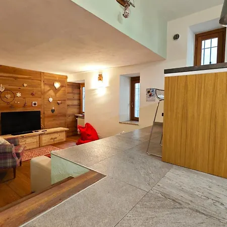 Hostdomus - Boiserie Open Space