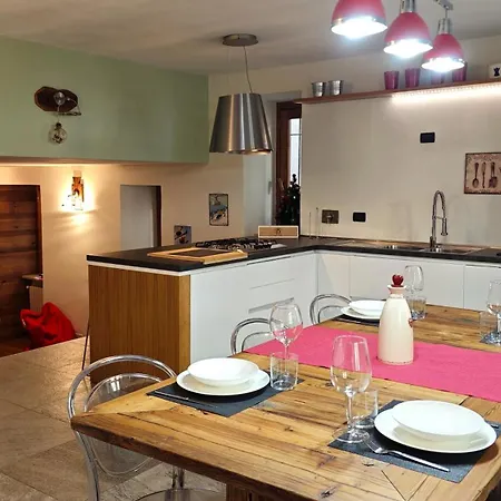 Apartmán Hostdomus - Boiserie Open Space